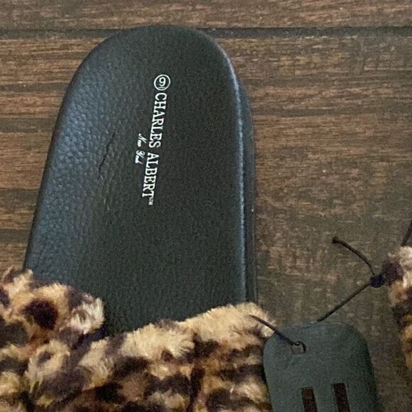 CHARLIE ALBERT SANDALS SIZE 9 - Picture 4 of 6